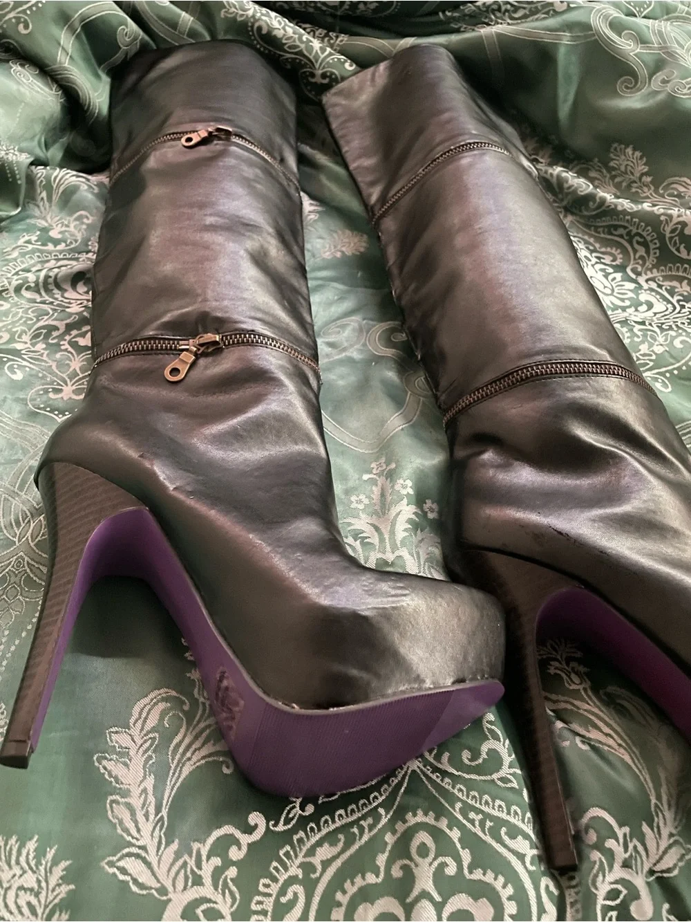 Toi et Moi Black Leather Over-the-Knee Stiletto Boots